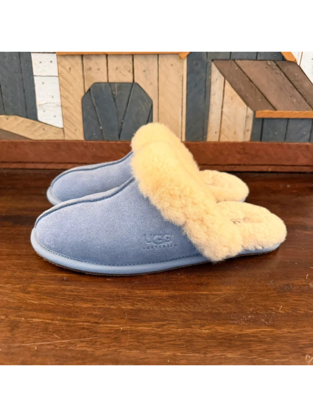 UGG Scuffette II Blue Suede Fur Slippers Women’s Size 6
